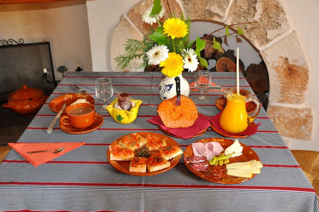 Agroturisme Can Bessol S'Horta Esterno foto